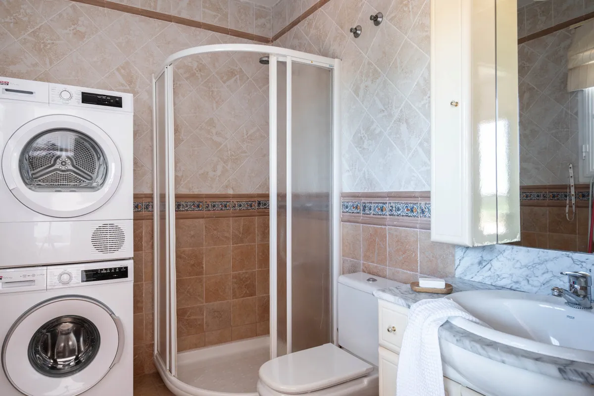 0e3cb3a0-7252-4a66-9f3b-80d073e411f9