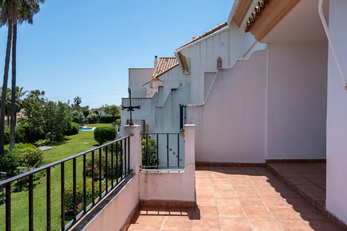 20376e40-8569-4e6d-84d8-f4a15238d5ca