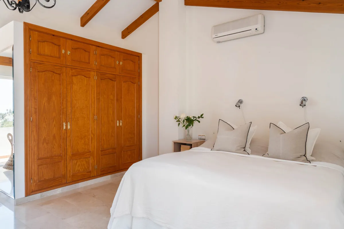 8f4808fc-259f-4527-ae76-b3442f387091