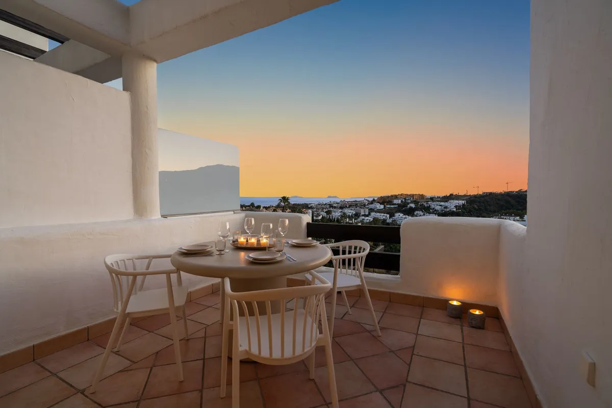 05ce3483-c74c-4e18-bd53-14a4b20329db