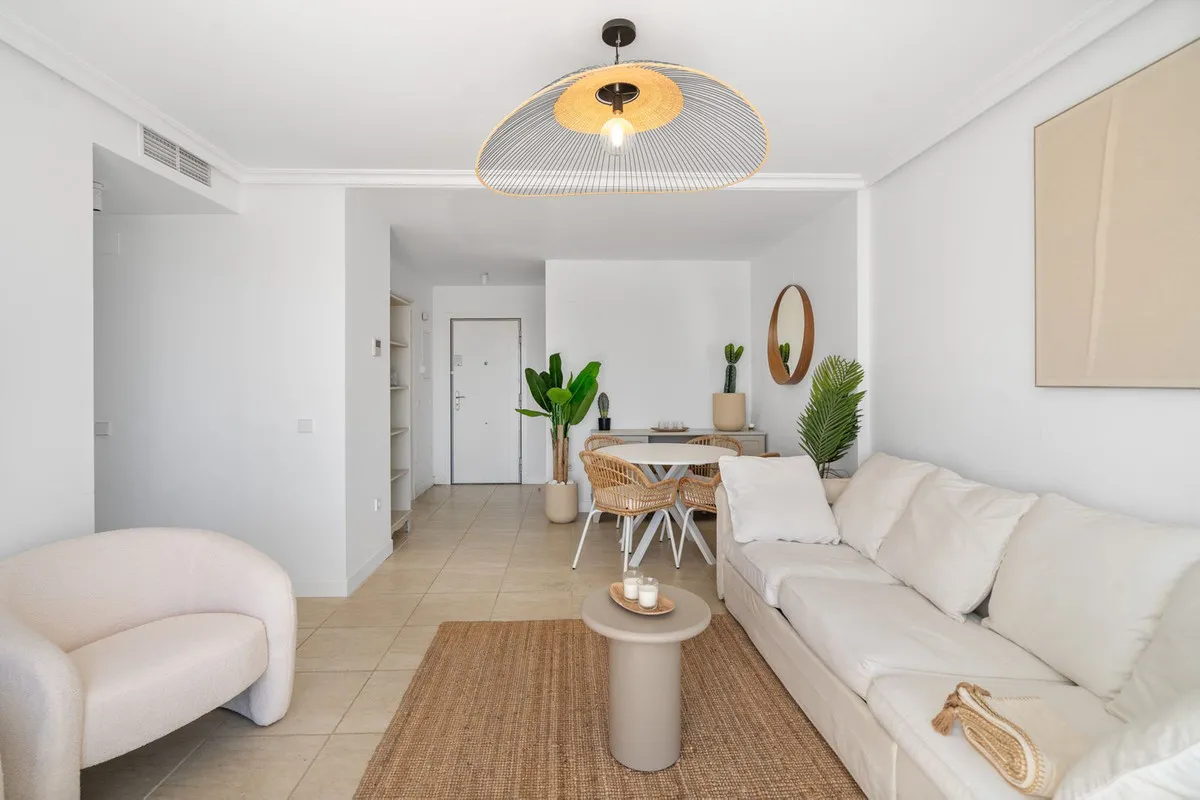 45069645-204d-487a-876d-f55fd820d6b4