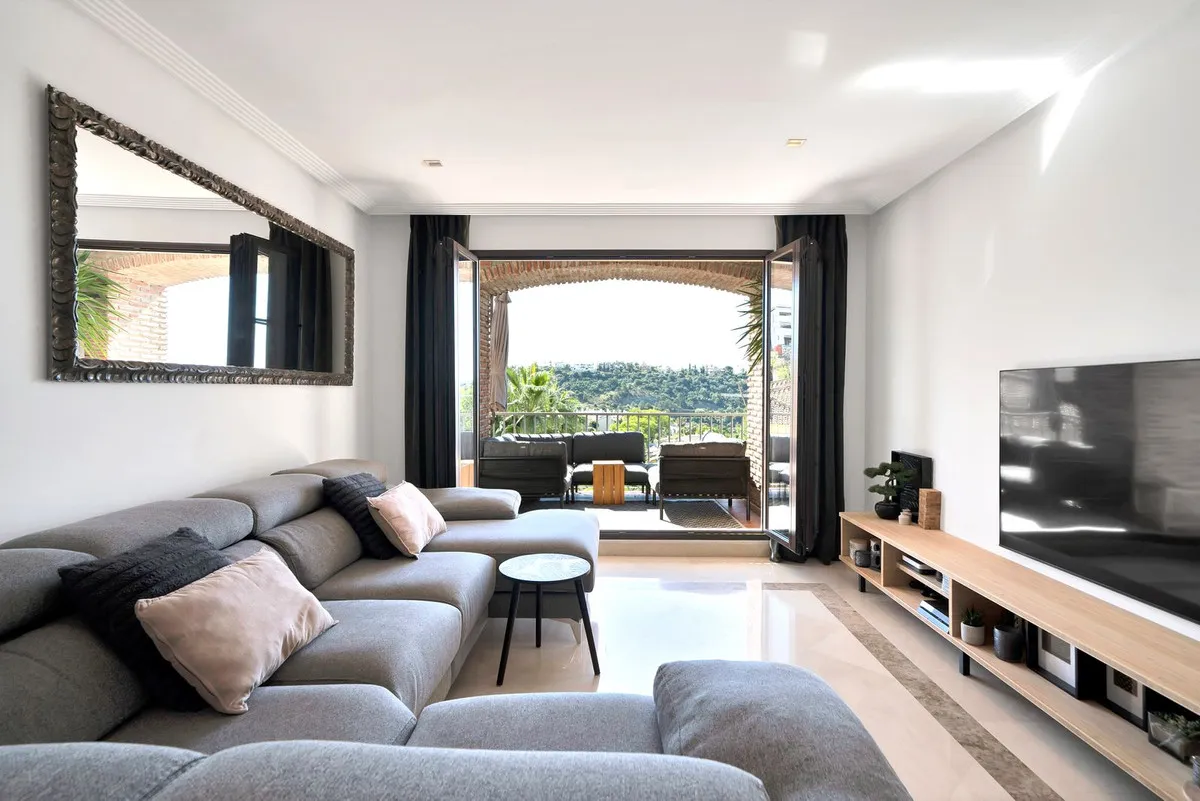 25343726-8eb6-4e5a-bbf7-d75db2ad76d1