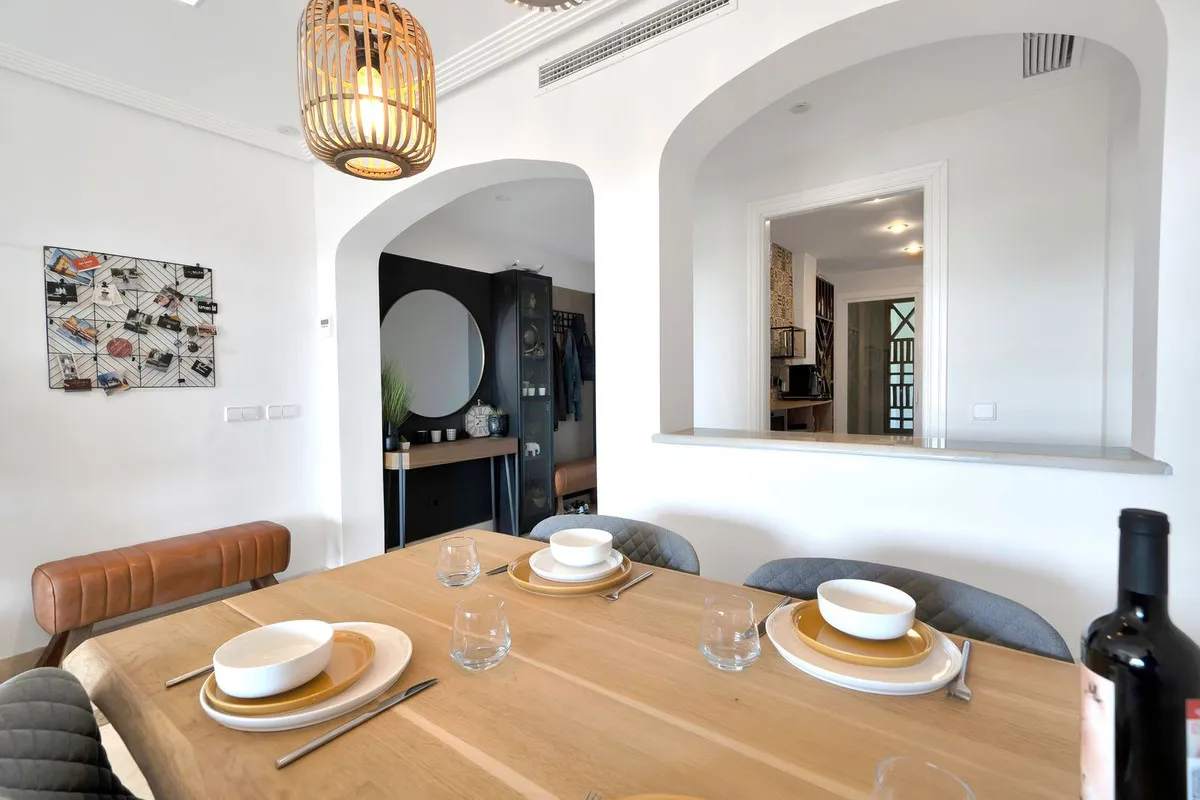 5d75fe98-c961-4a38-ab82-0bb4aa5e6032