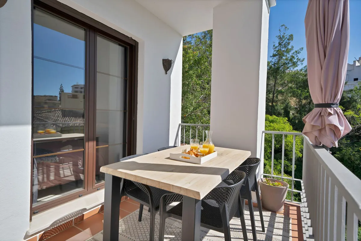 fa845f2e-a996-445f-b1fa-9b0ca1853c6e