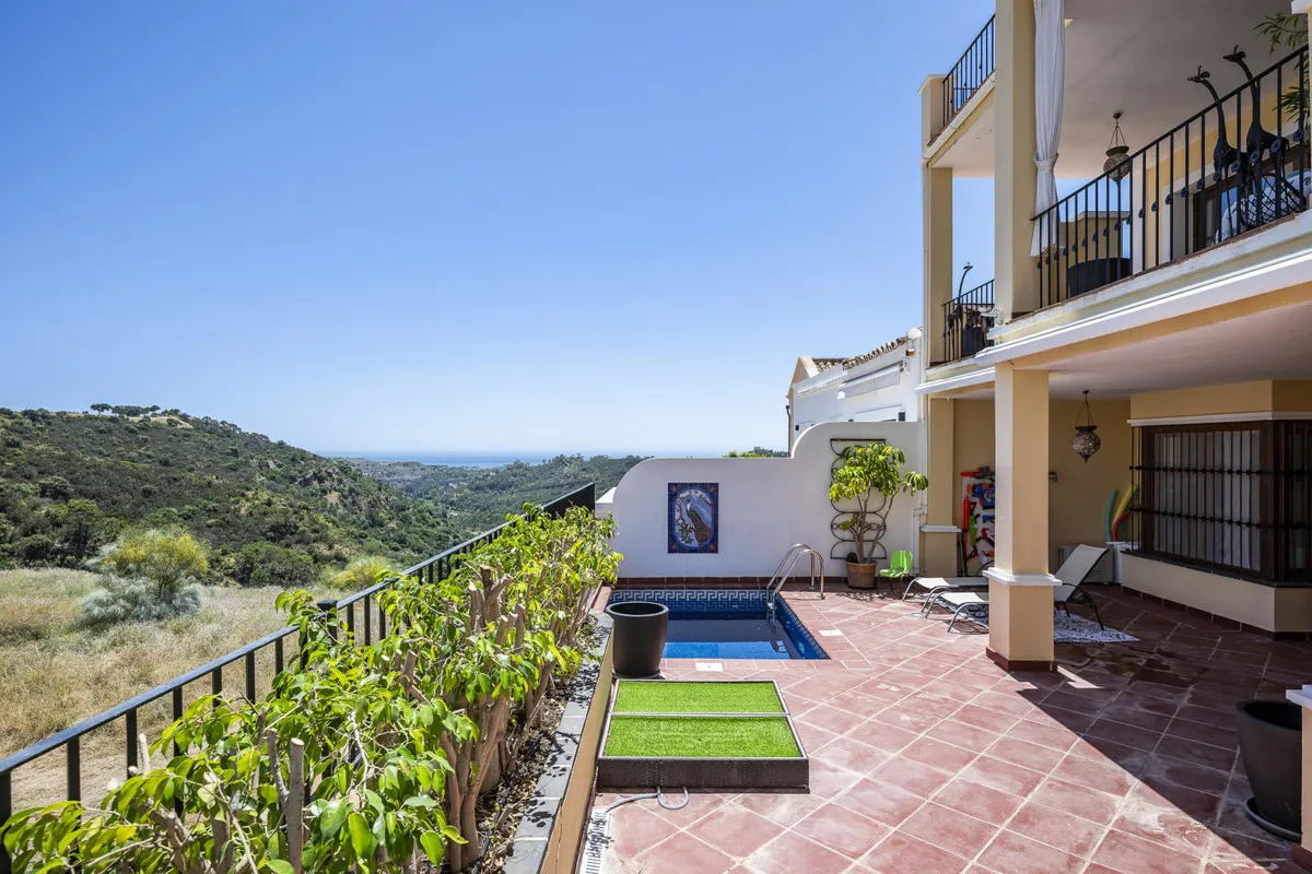 04ddaf22-e4c5-4543-b858-954c2e90d829