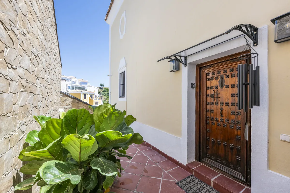 320ea2c0-8edf-4e67-89ee-1086a8efe3fd