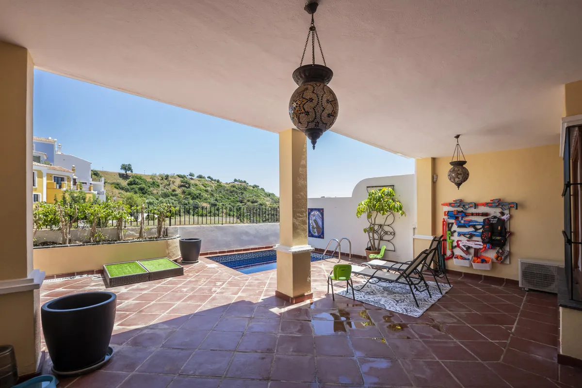 610ab32d-0fb3-49a3-ab94-8e15b320e6d5