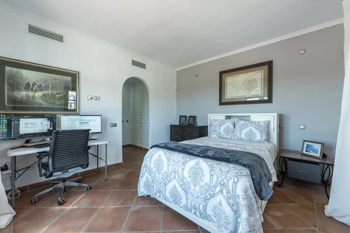 c61612a5-ef42-4959-a0eb-084aaf87dab4