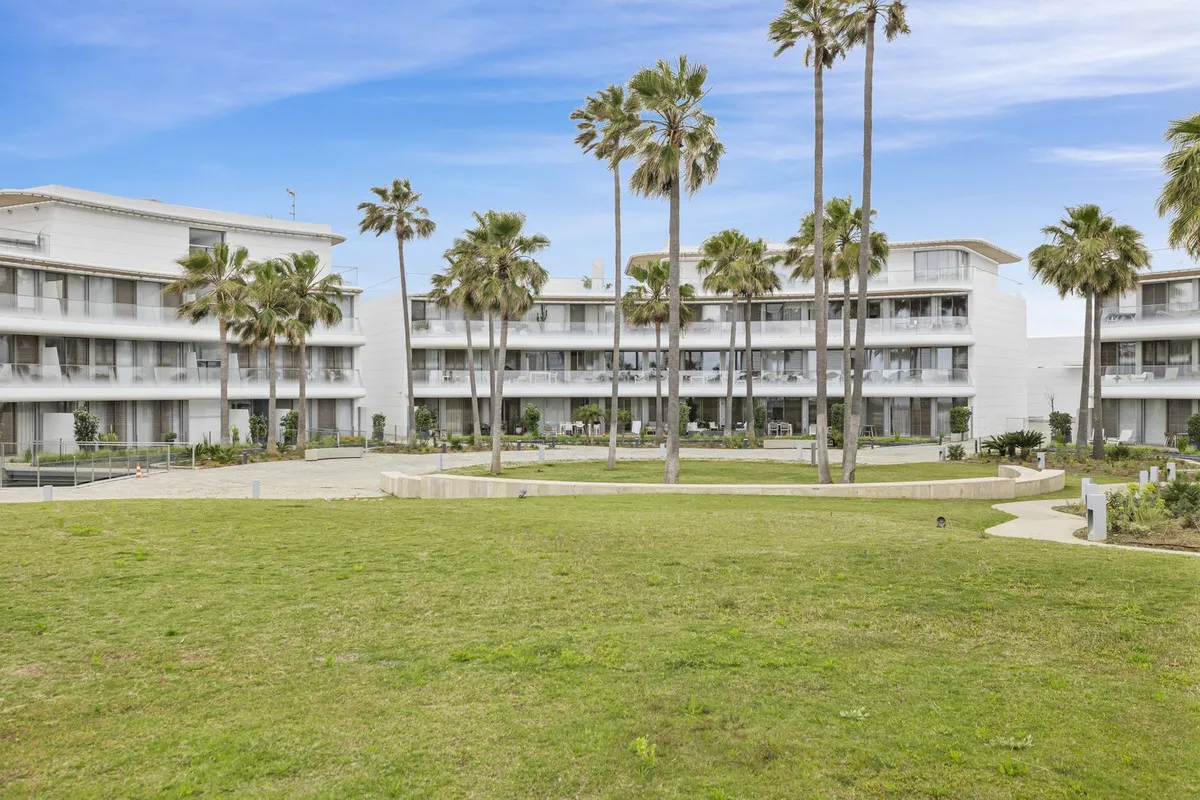 5ab9bc6c-7e12-4ff3-a523-a22d163411b6