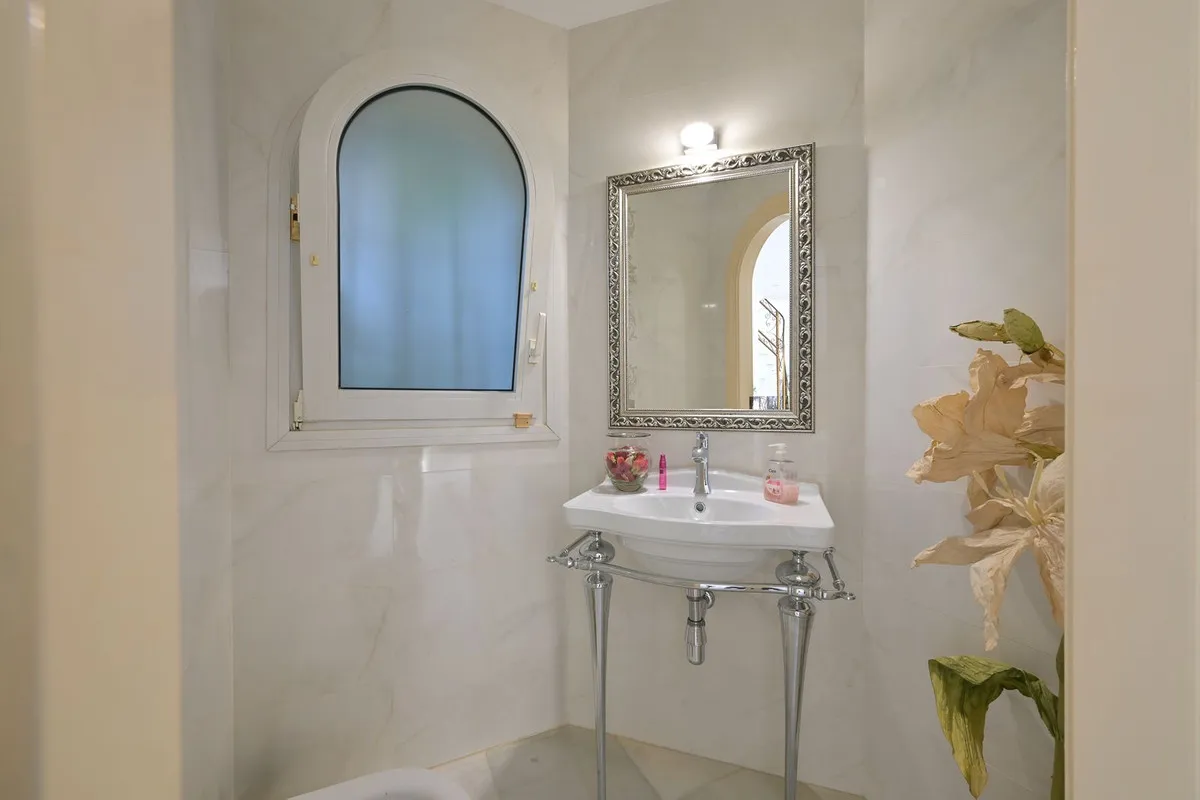 77625338-004b-4283-833a-69cb2cbc3cee