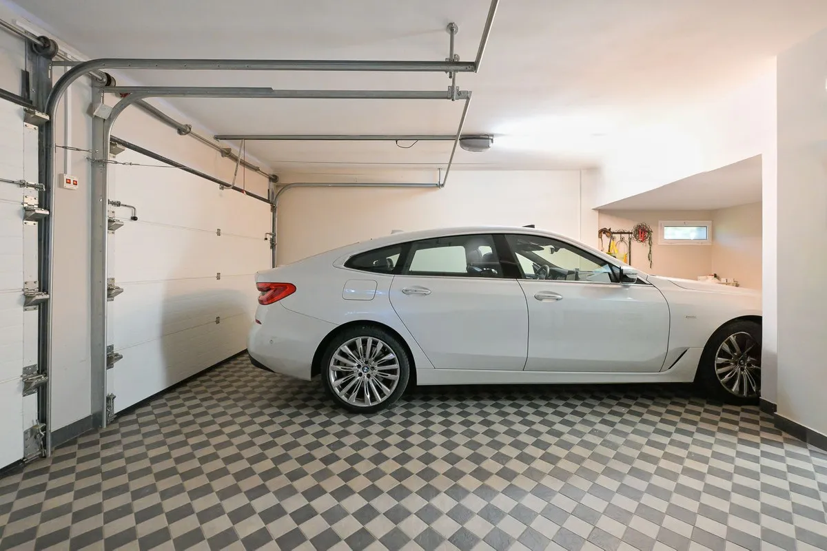 7b33a222-c630-4818-986a-1d0445d349cb