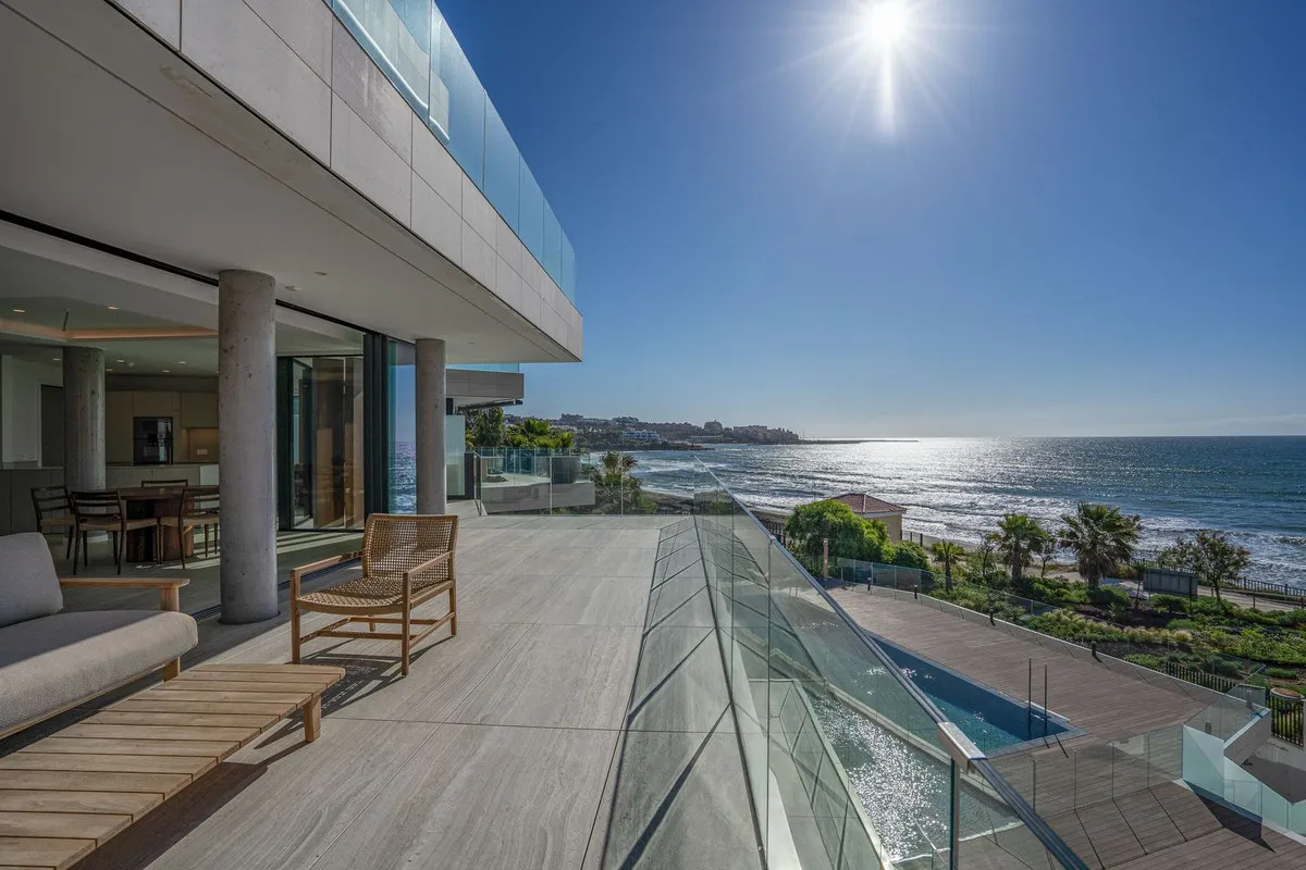 10e9ffcc-ad0e-4725-83cf-4ed1ec158698