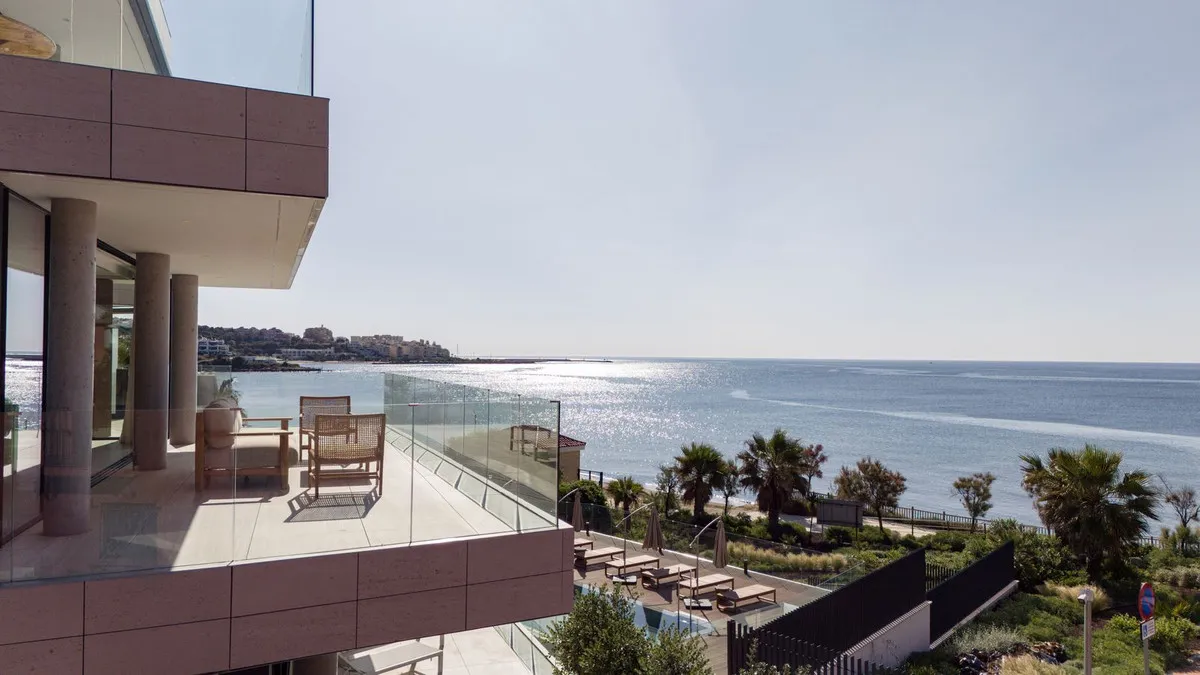 b8350baf-7ad2-4c9e-ade6-ac9e5fb3d419