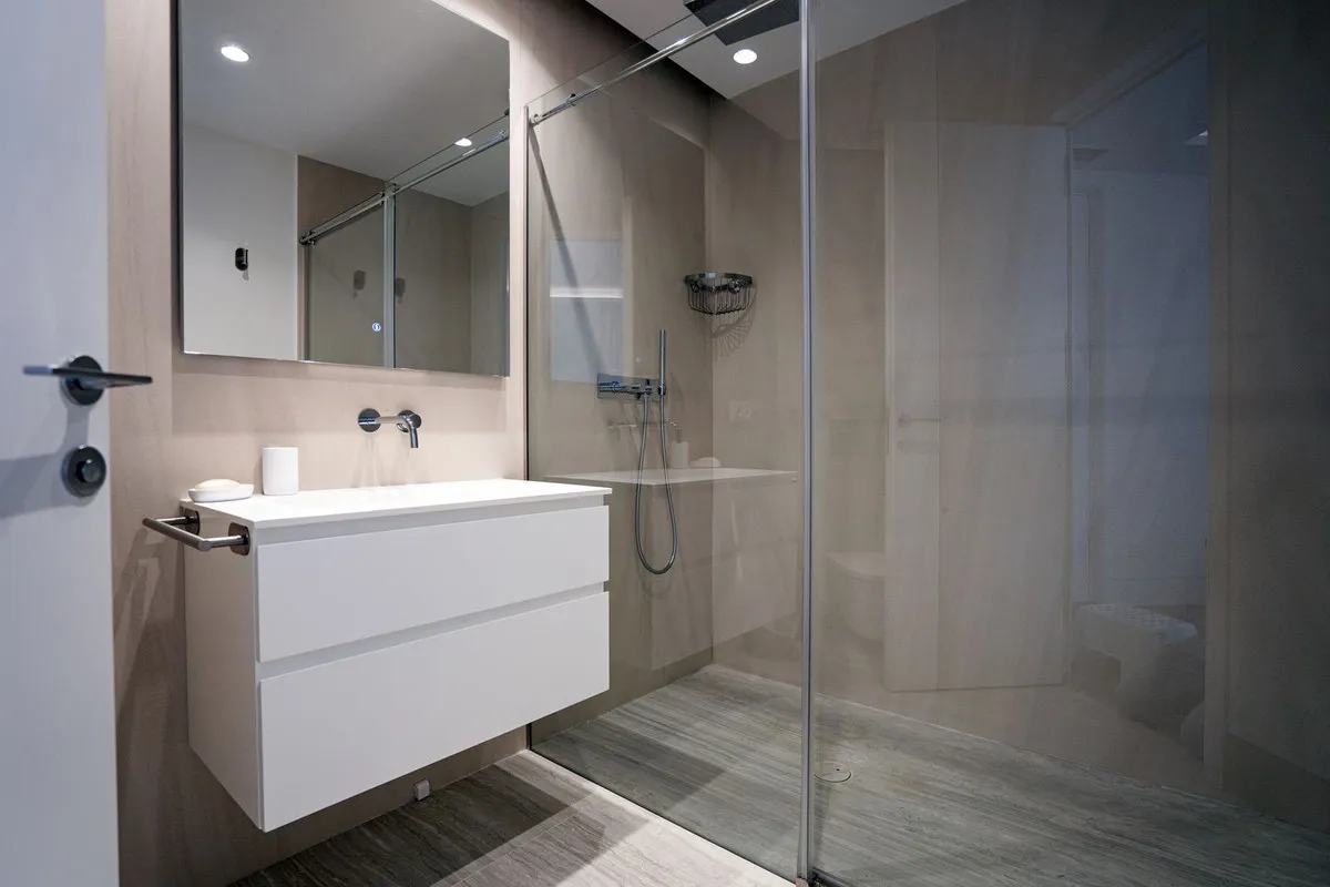 d1a6ffb8-9aa6-45a4-8a5d-9103e47580b4