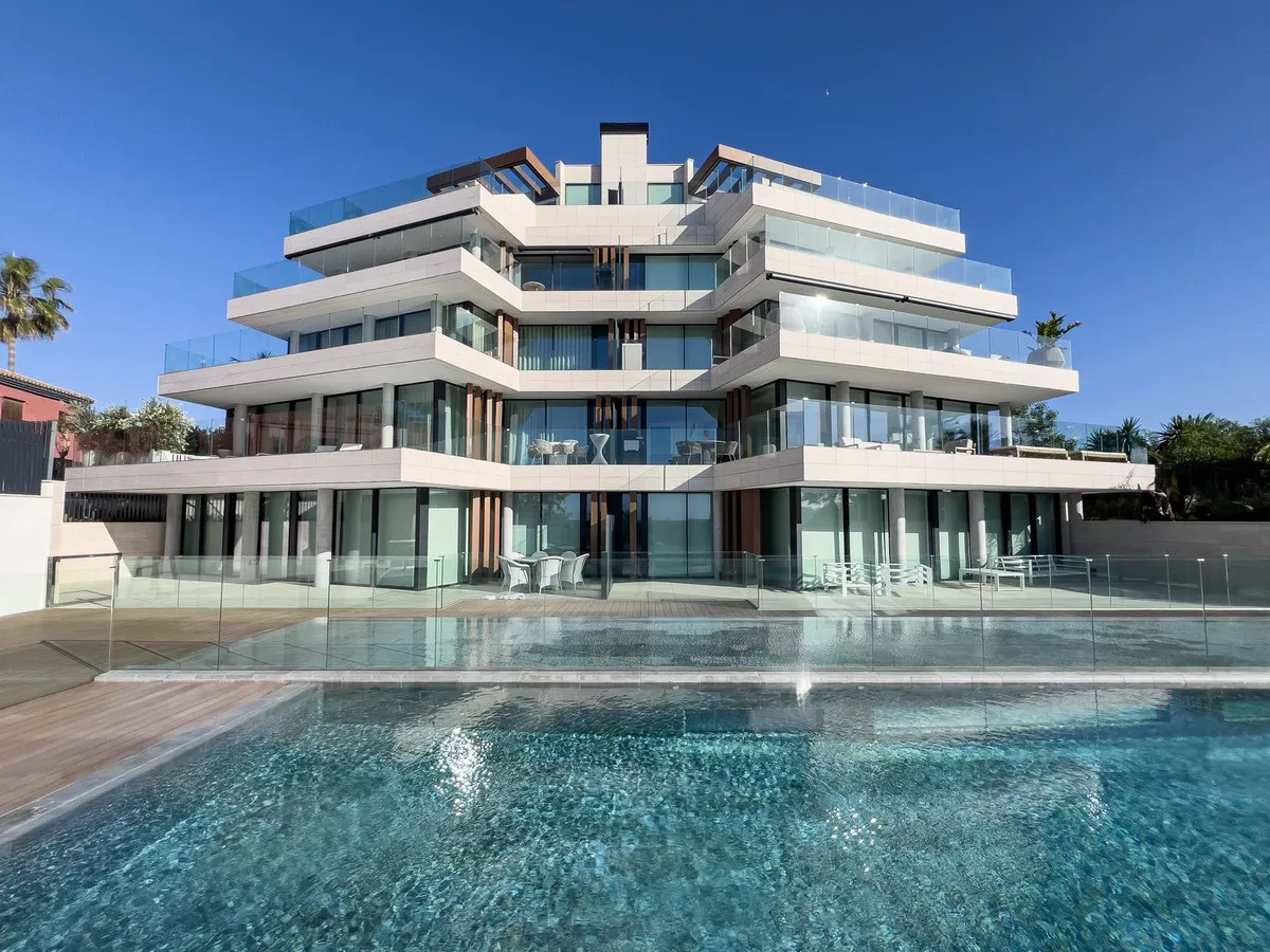 d5e75f95-0b09-4fcd-abe3-09be8b660a06