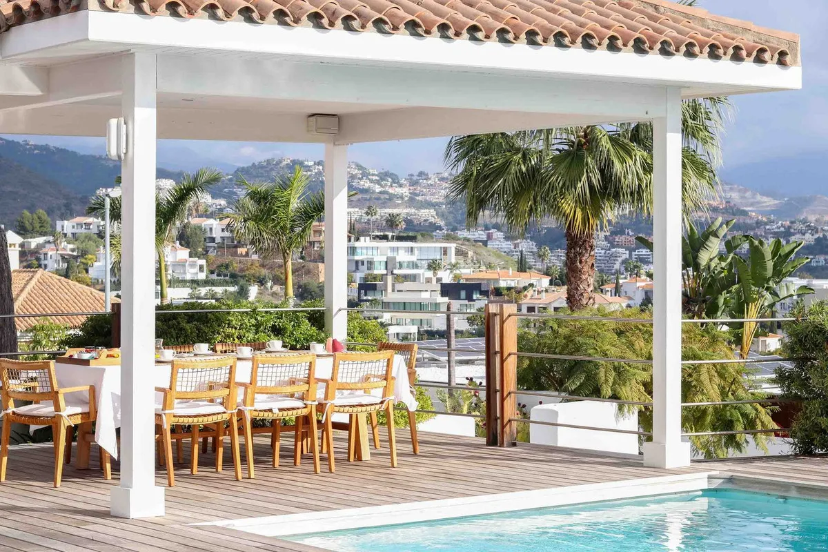 28d6fa0b-19e5-4a5e-94ac-b5bf97ff75de