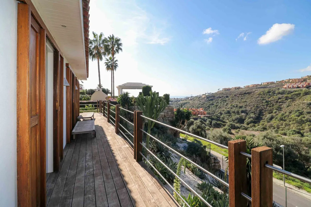 76cfaaf2-06fa-4f6d-9bfc-679730009c69