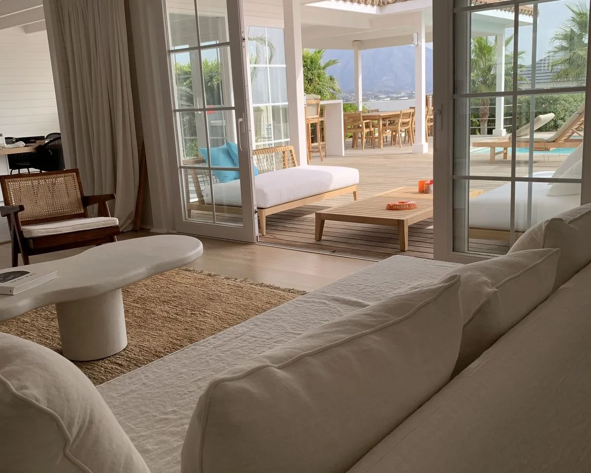 a24ddddf-8e4c-4aa0-9492-a22918ee324b