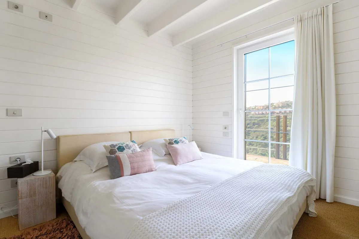 deac438e-334a-4893-8c80-a6f066416fa3