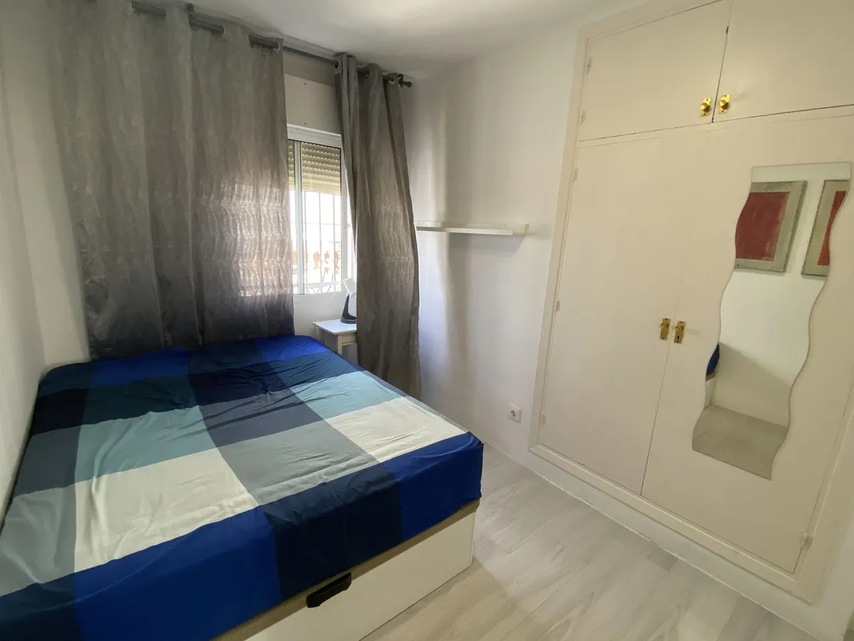 940ee06b-7b15-4c14-a1b2-7b7523371e47