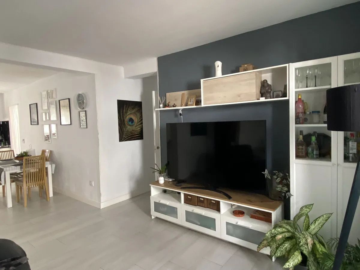 adc670e4-b4c2-48e0-a2d0-8df7e4e0f95c