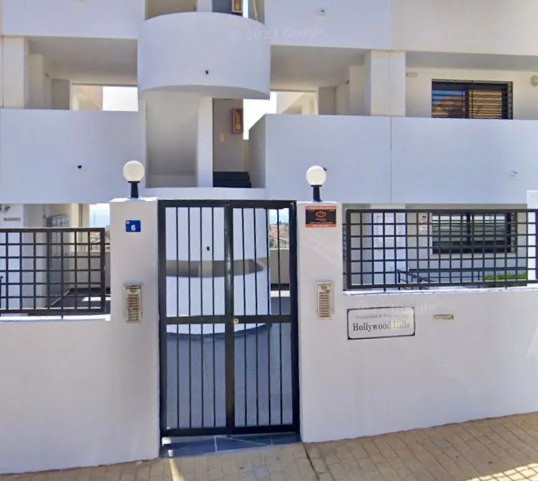 f7bbc51a-2006-421b-8067-79e80340c87a