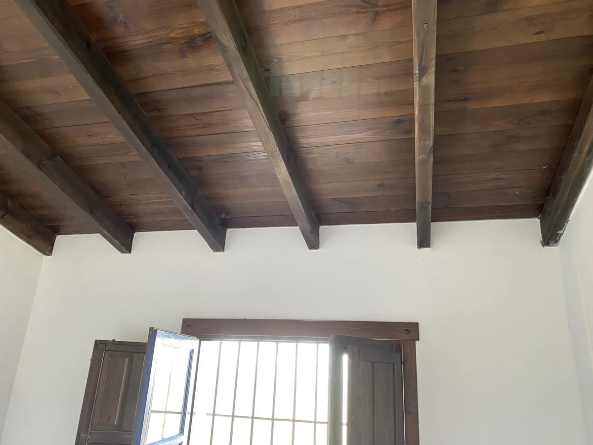 e4b4af6b-ac02-4bea-8172-efee635b0d4c