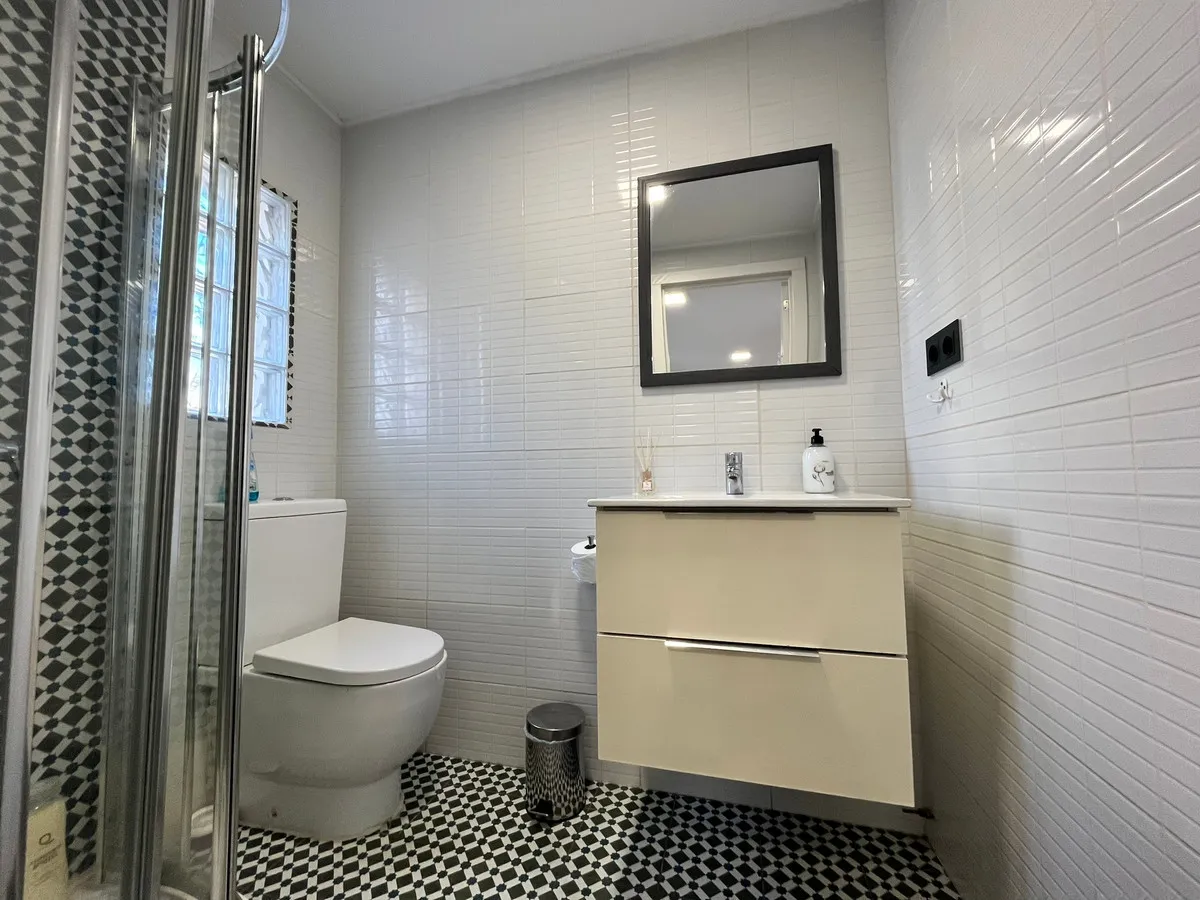 a9202ed6-e85d-469b-bc20-ef2dd26fe5f8