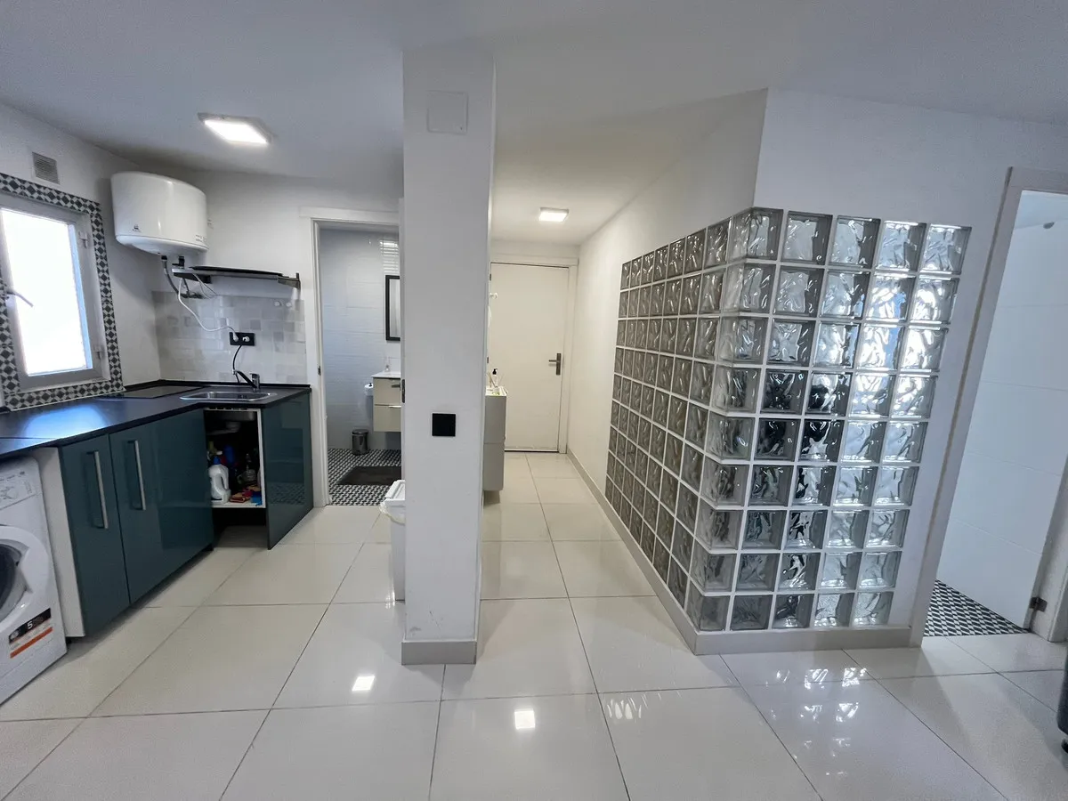 bb15fef4-fd9d-45e8-948a-2d13e1d0797b