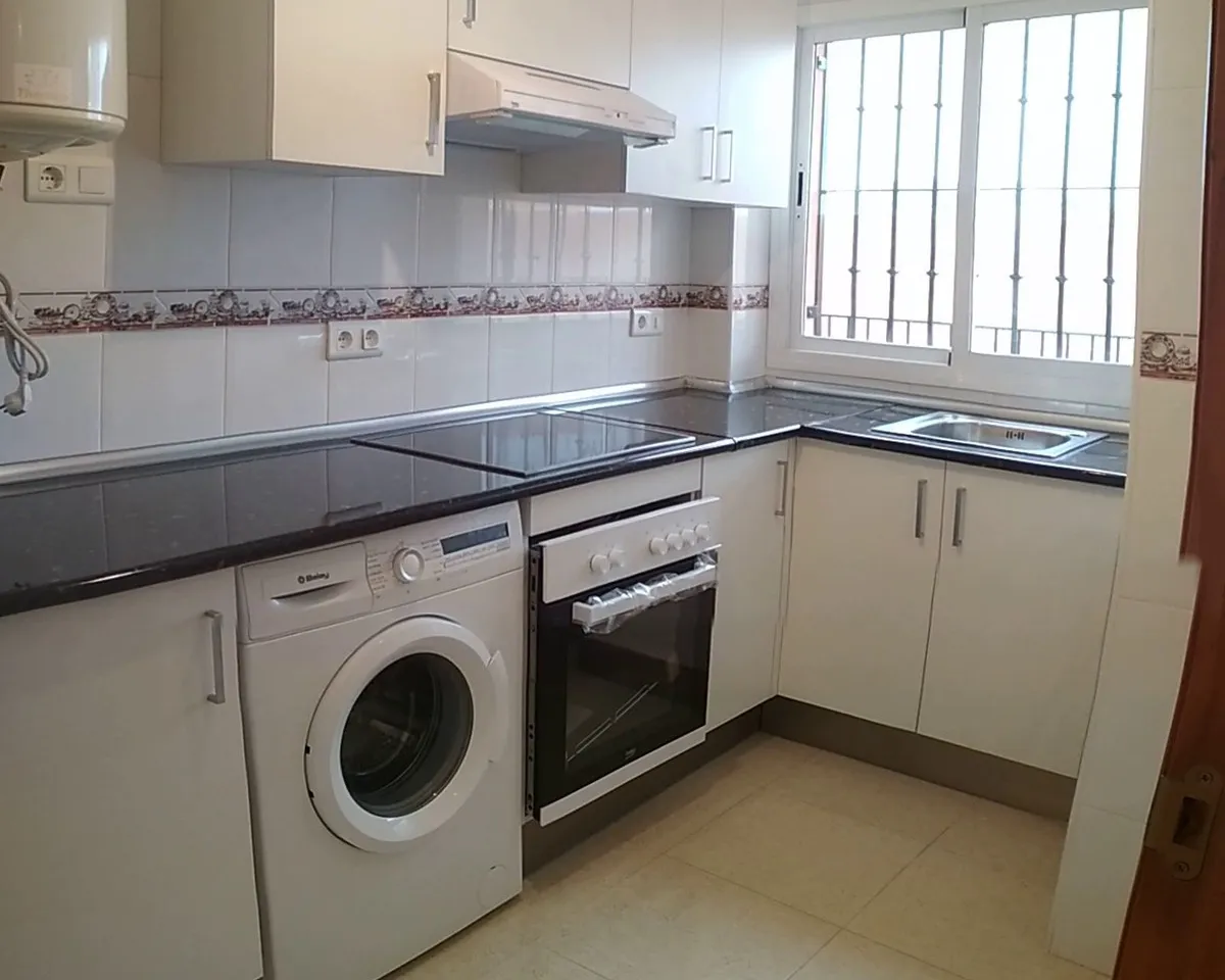 27b06af0-6fde-4ea5-acee-d9ab0f4b8728