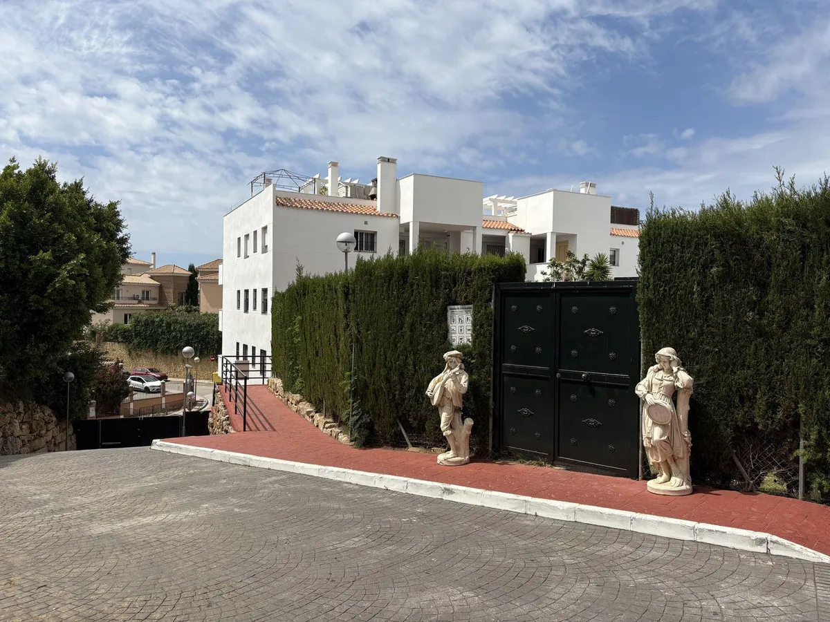 b485b8a7-bec6-4d23-b3f9-0050fd7ca964