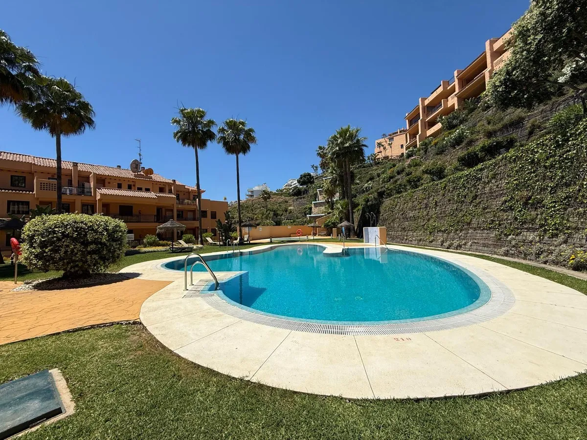 3844f307-f723-4db1-af58-2fff6f98a138