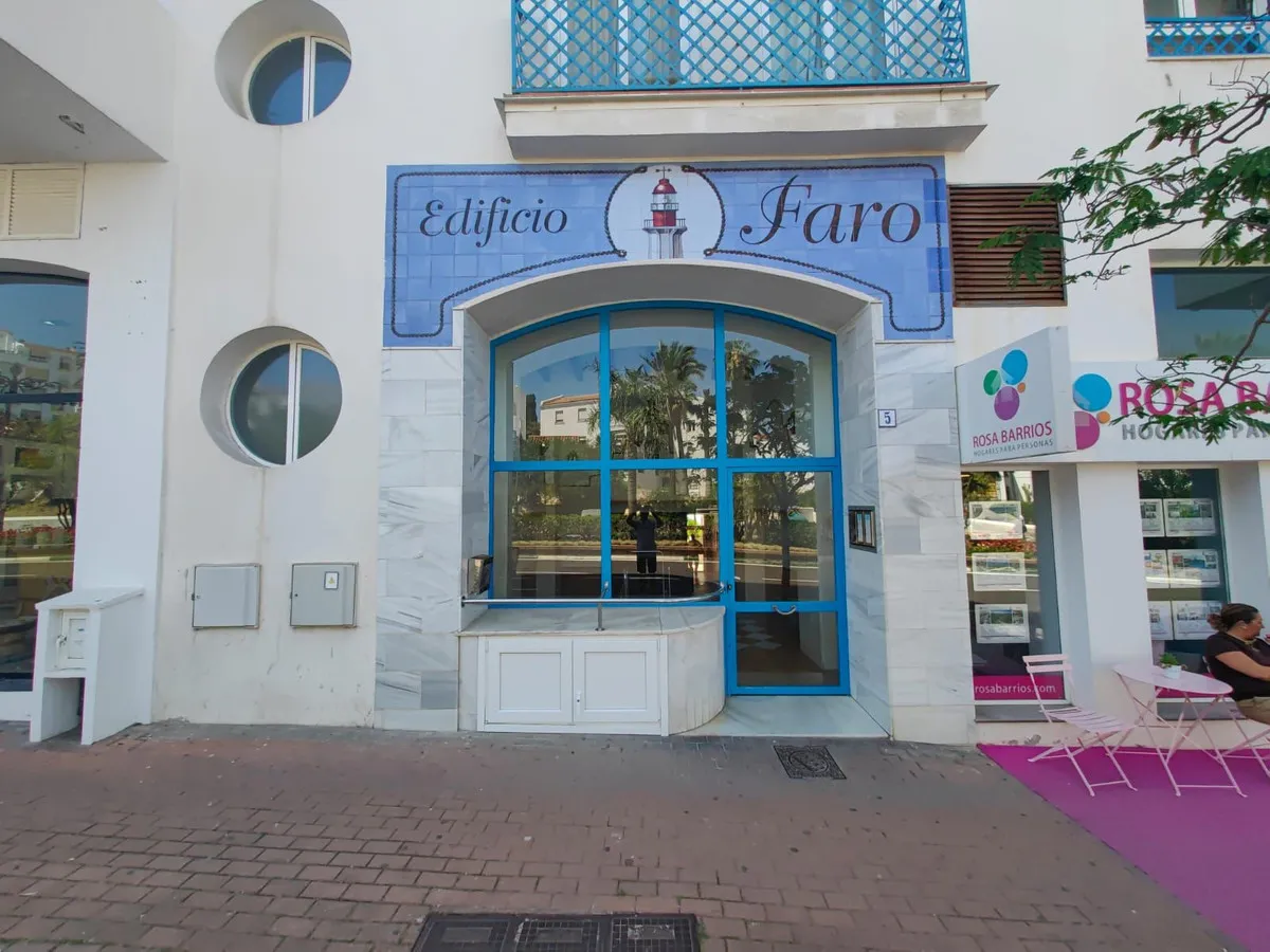 d654c6a9-250c-41dc-a1d4-b41d7583b914