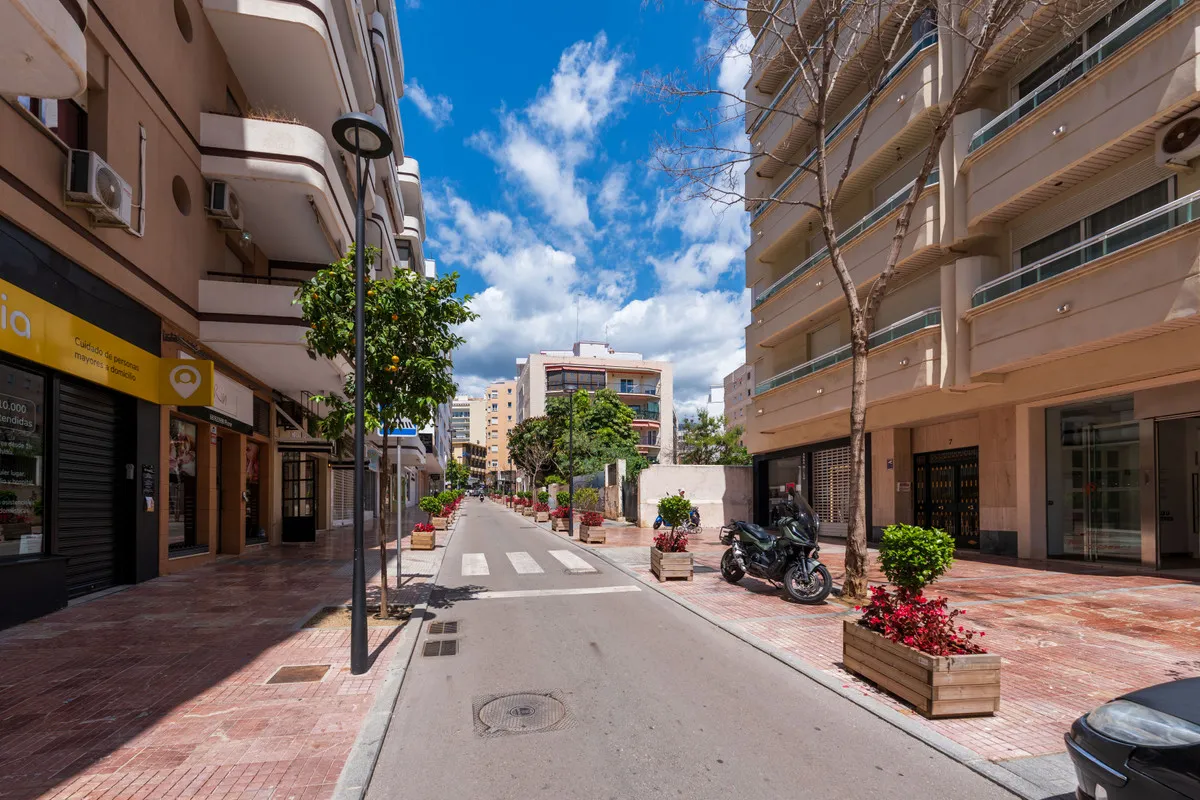 8ea85dfe-ab66-4846-b8df-47cecb193312