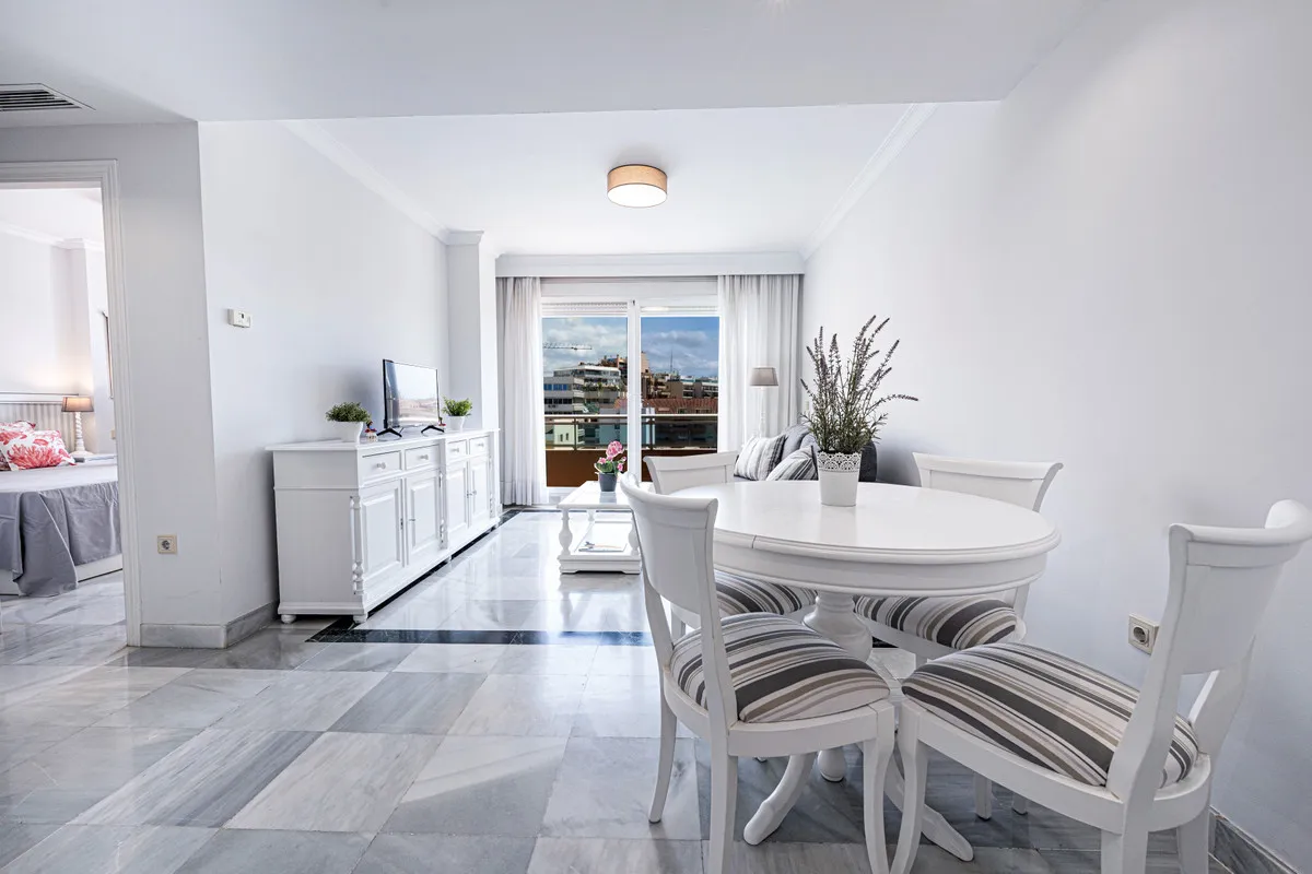 bff63305-d794-4c62-bea2-e35f5d655b87