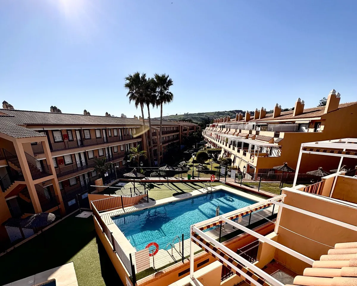 87fd740a-1803-4e74-b9ea-0f18e5d05621