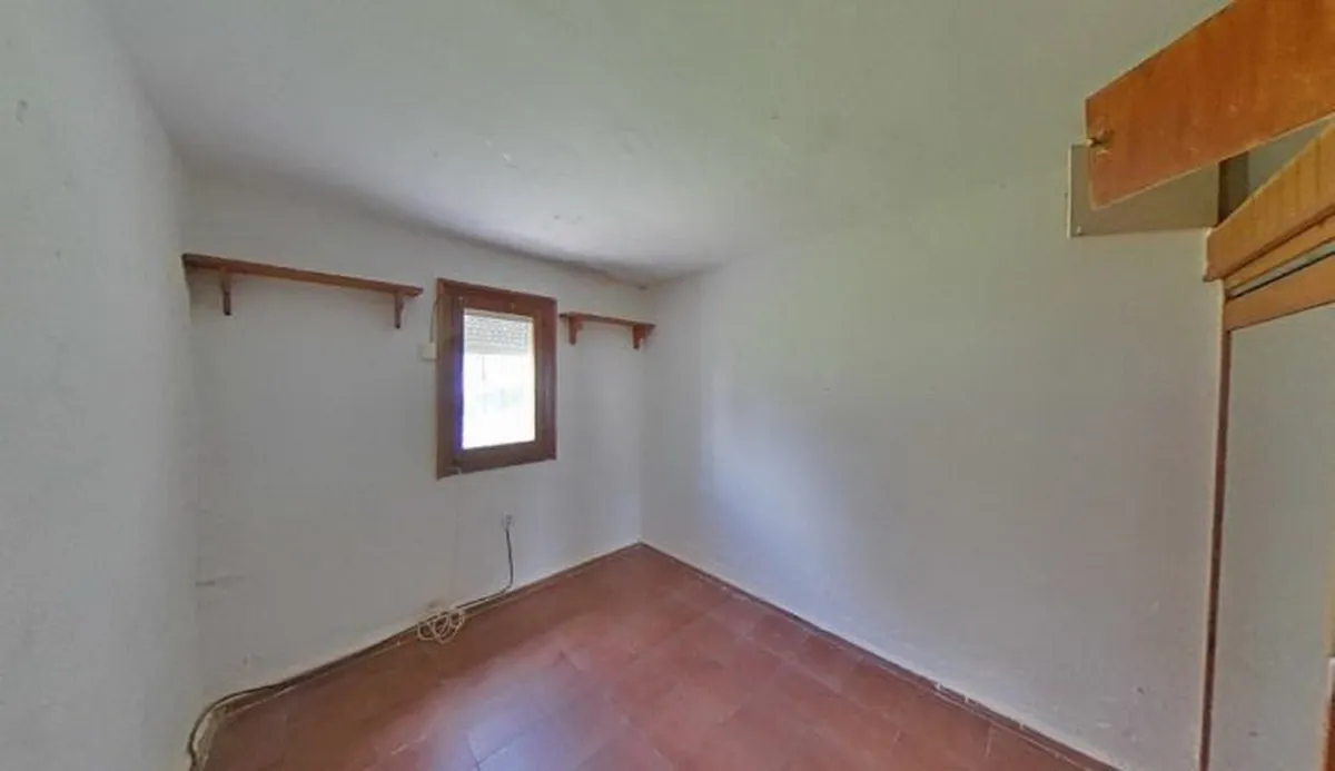 6d739438-e4f4-48a5-ba43-7f40d723815e