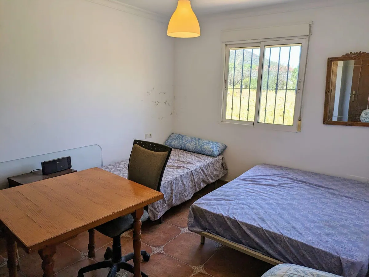 3963c280-5fbf-4825-86d2-7a019c6481e0