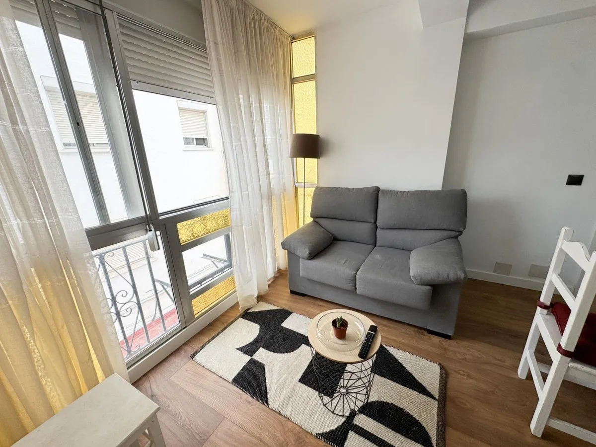 06bcb575-3c9a-4e38-b915-6ddc262f0a78