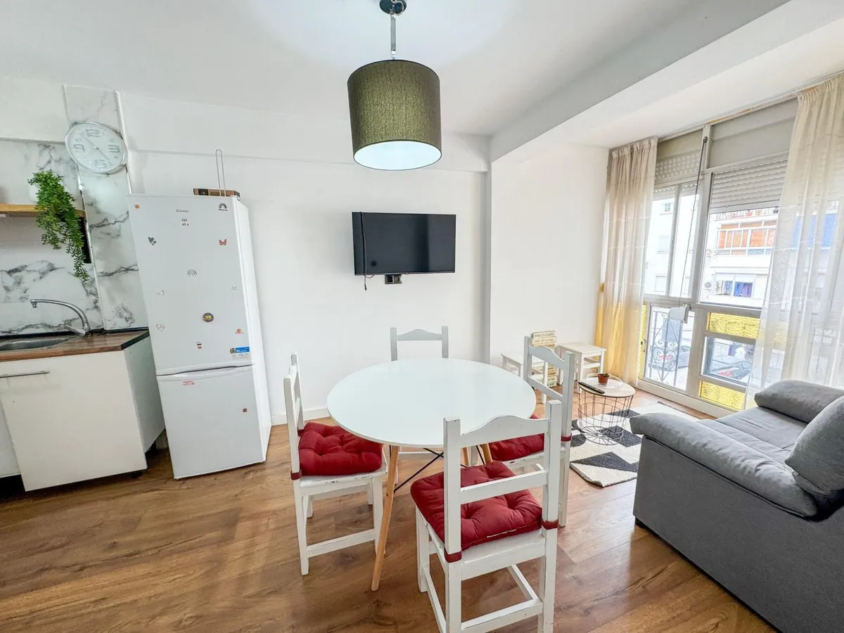 2053b316-749e-4679-9b67-3049170b9756