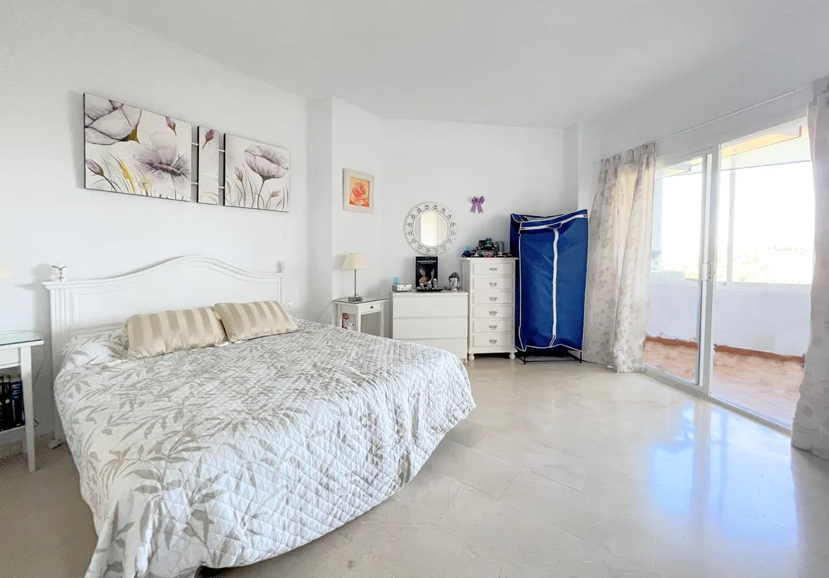 04367c6c-1a28-4c88-a46a-63128fe095f7