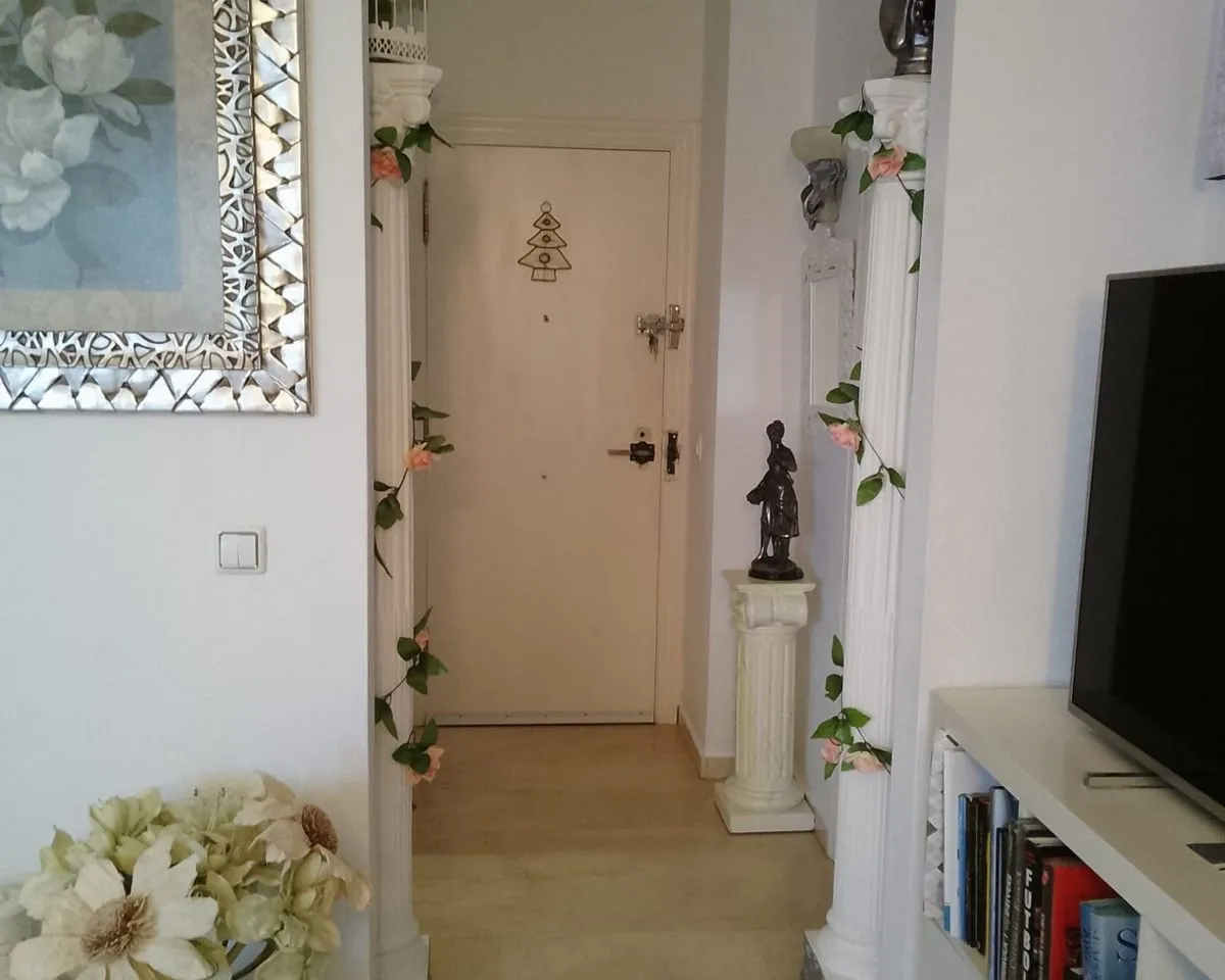 b8124be5-85a2-456b-94fb-2f152f8f172b