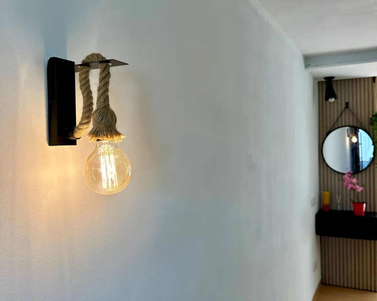 2ad44c0a-28aa-436e-8b47-49c25bb29008