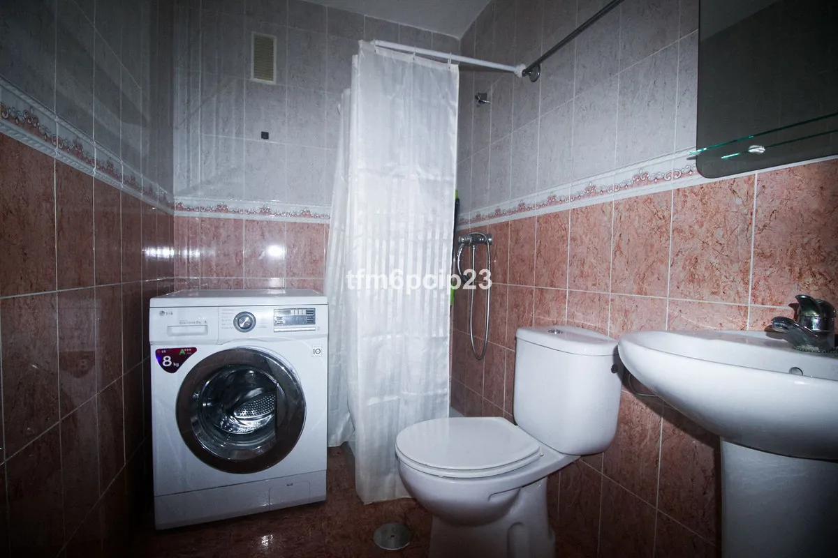 b0657b80-9f37-4932-ae0f-90f2b960abf6