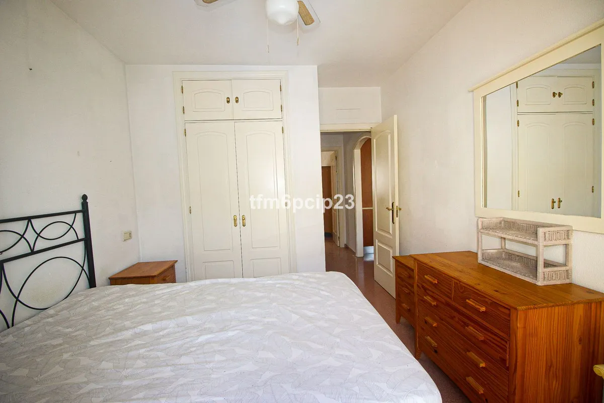 d8ee3f45-6bbd-40d8-937a-c2178f61b148