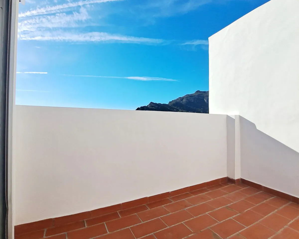 e4bb0311-99e4-41b8-993c-a874f6baa568