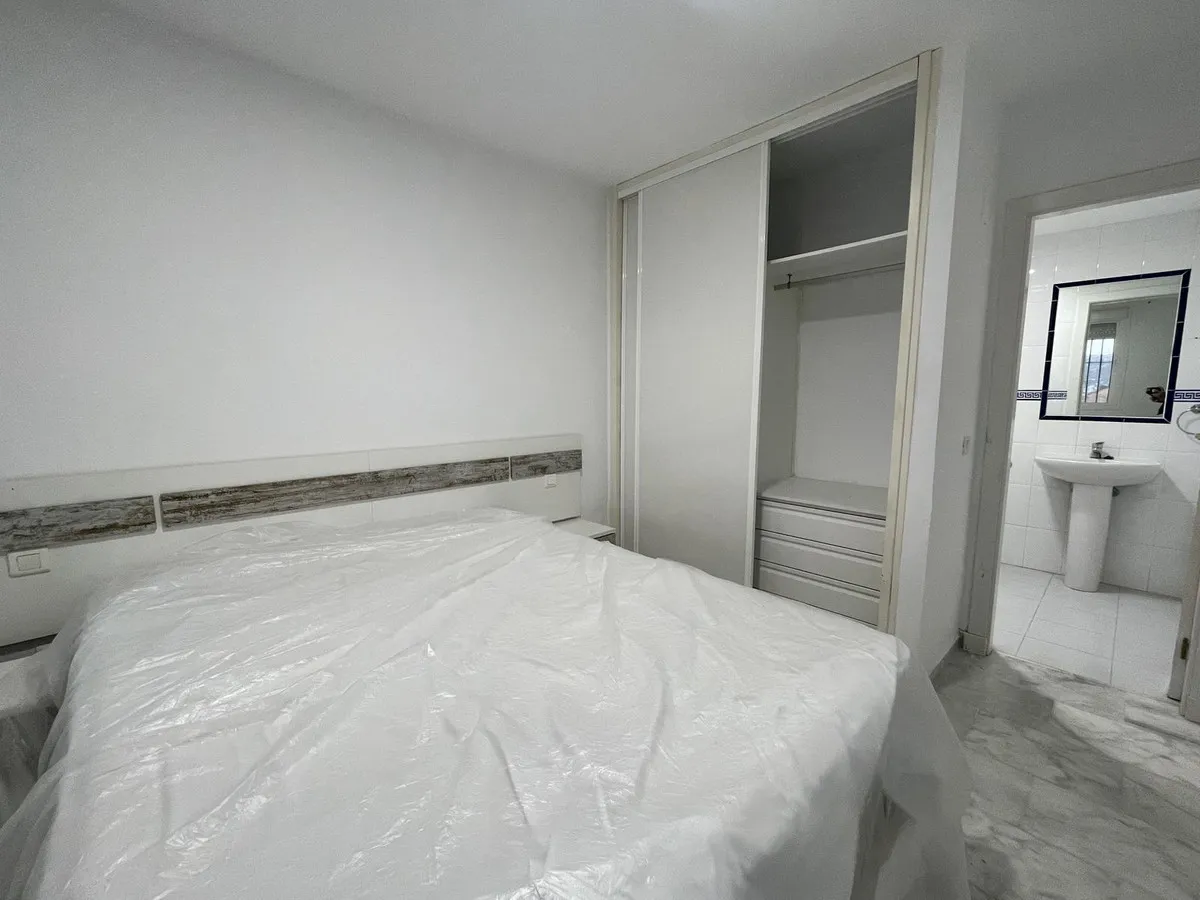 34fa5cd6-864e-4afe-bbf6-443228827700