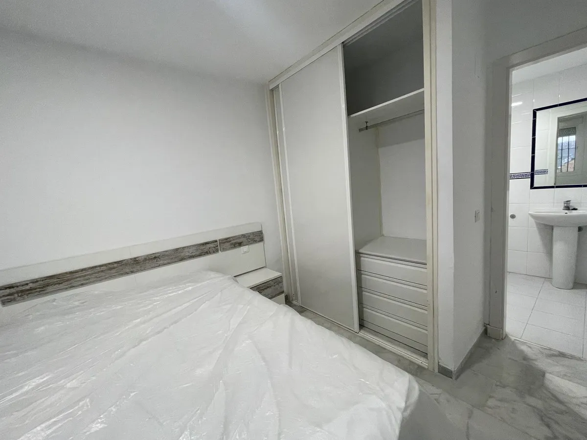 6c33c956-4b2b-4109-bf93-132335ab7010