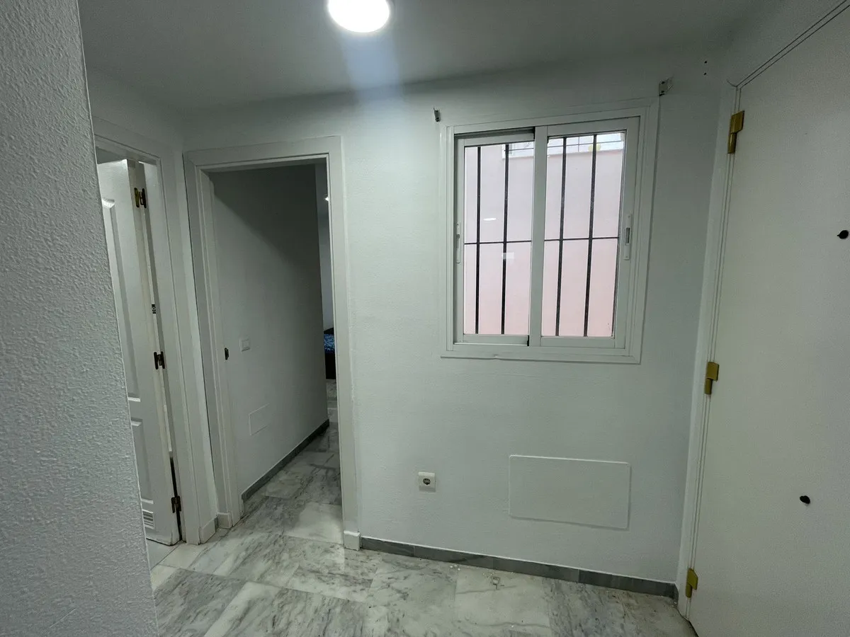 f6aa1136-87fd-48e5-a681-2b0d29558837