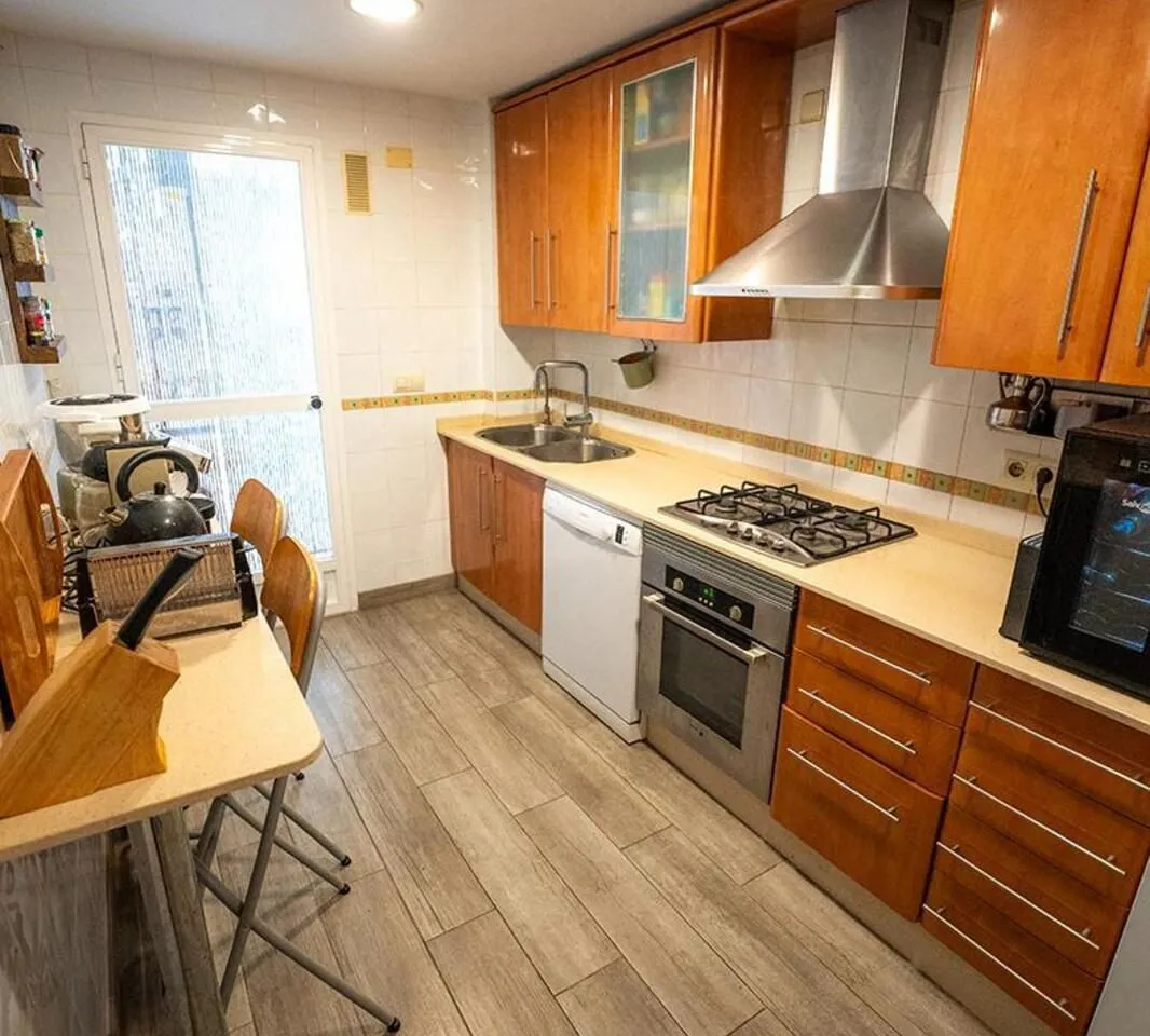 0399ccc1-cdb1-41f0-81ac-feb9192fa7bc